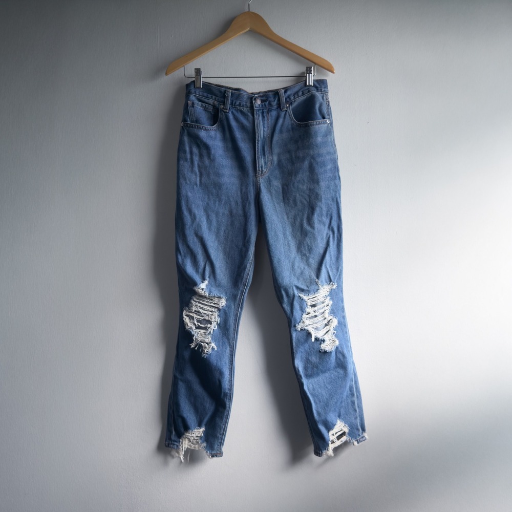 American Eagle Distressed Mom Jeans Womens 12 Blue Ripped High Rise Grunge Y2K